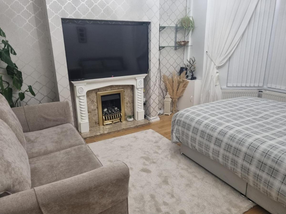 Private Double Room In Cardiff Zewnętrze zdjęcie
