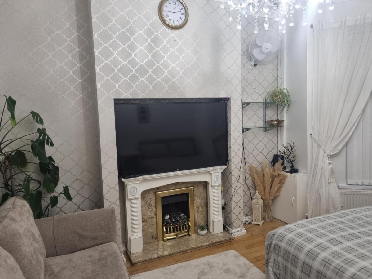 Private Double Room In Cardiff Zewnętrze zdjęcie