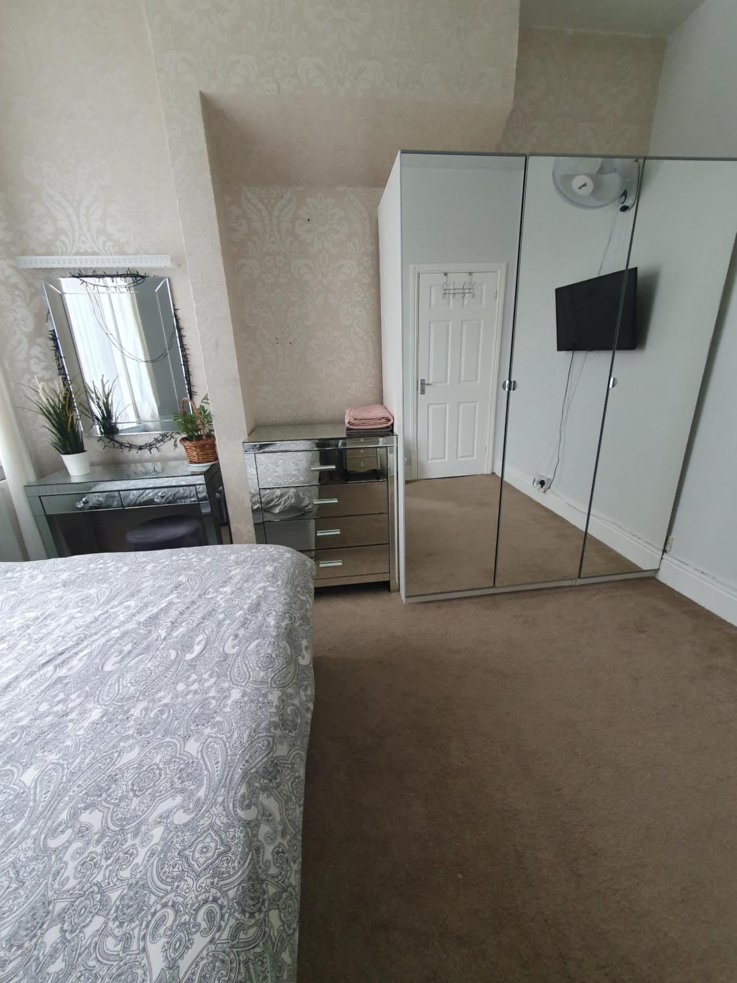 Private Double Room In Cardiff Zewnętrze zdjęcie